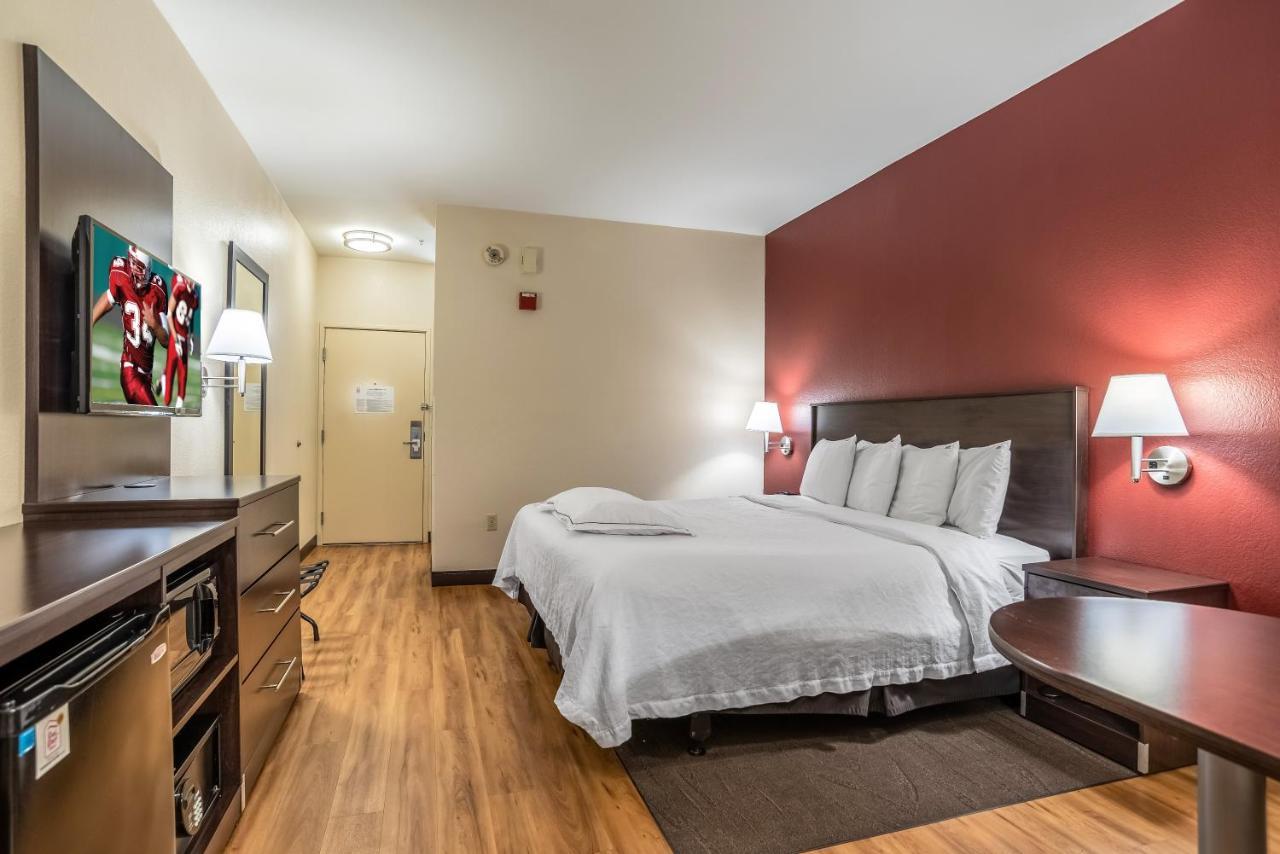 Red Roof Inn Plus Raleigh Downtown Ncsu Conv Center Екстериор снимка