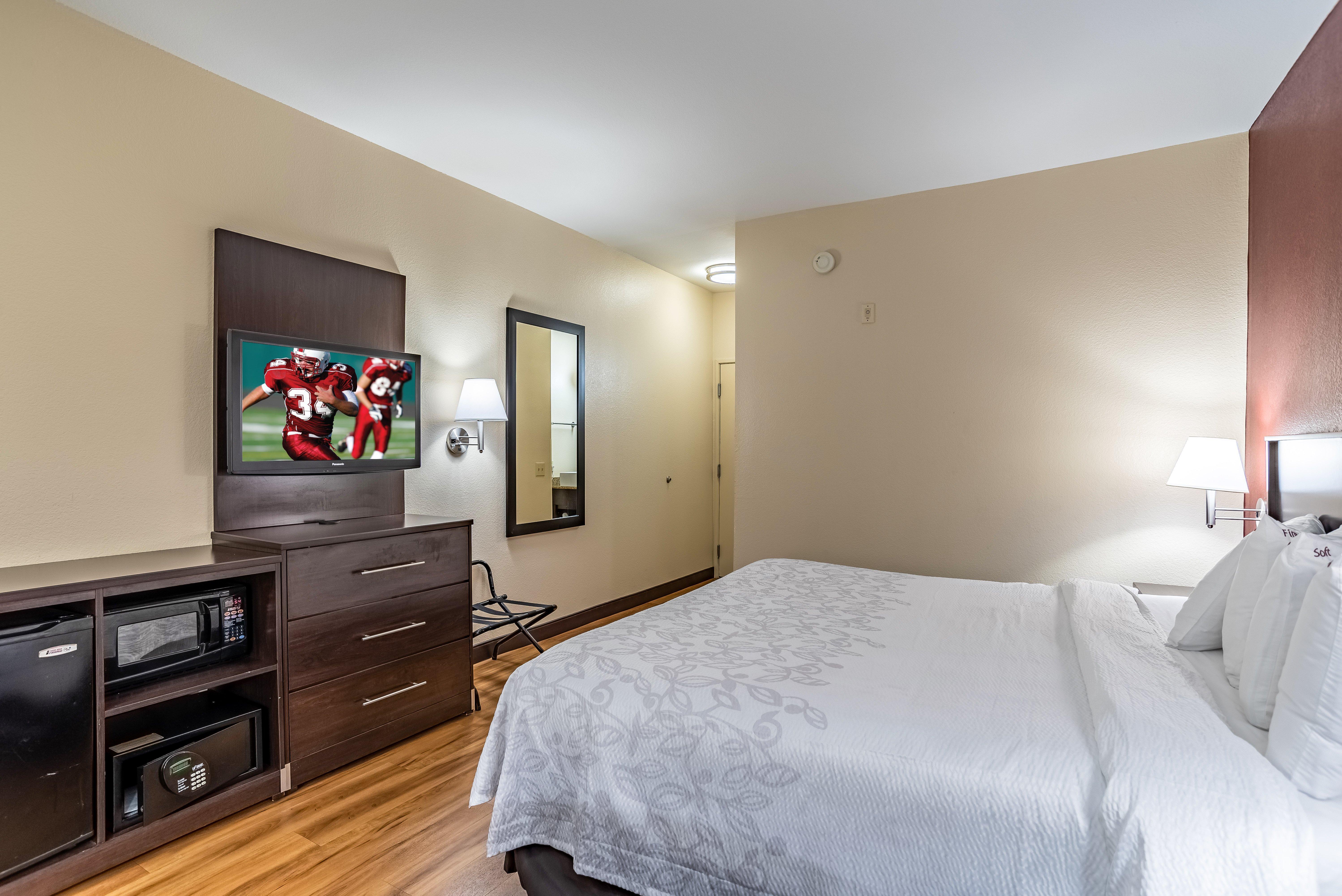 Red Roof Inn Plus Raleigh Downtown Ncsu Conv Center Екстериор снимка