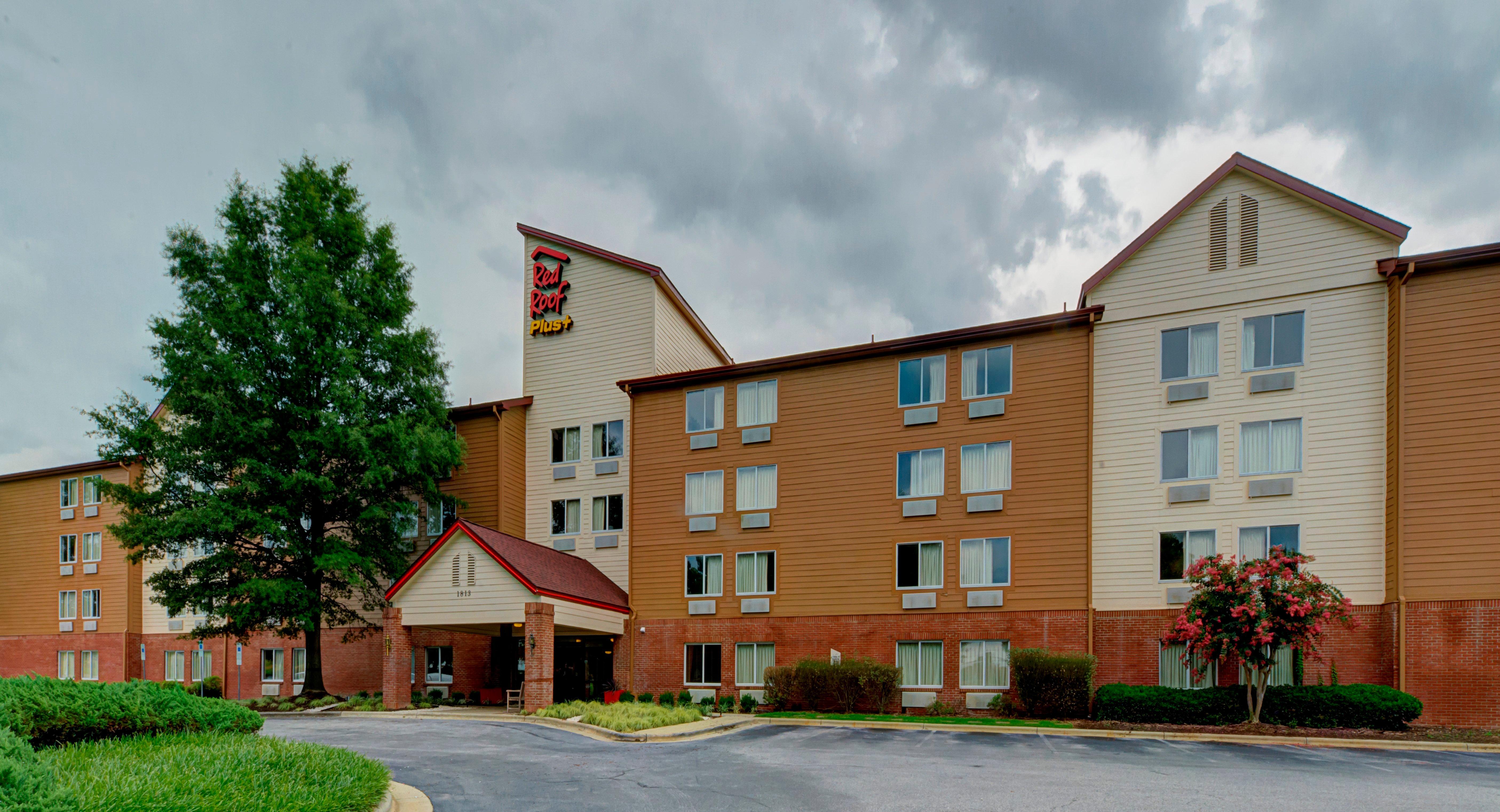 Red Roof Inn Plus Raleigh Downtown Ncsu Conv Center Екстериор снимка