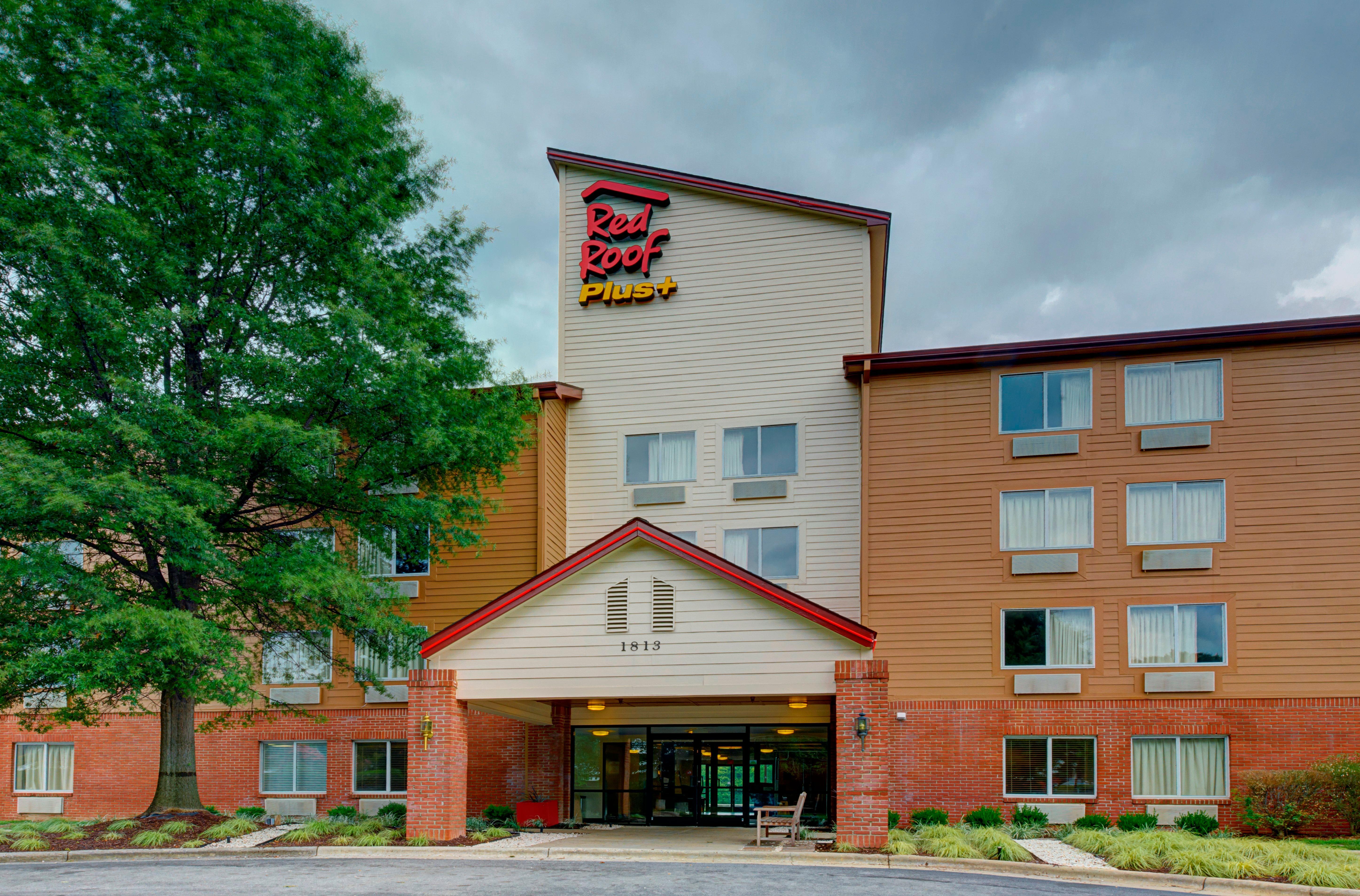 Red Roof Inn Plus Raleigh Downtown Ncsu Conv Center Екстериор снимка