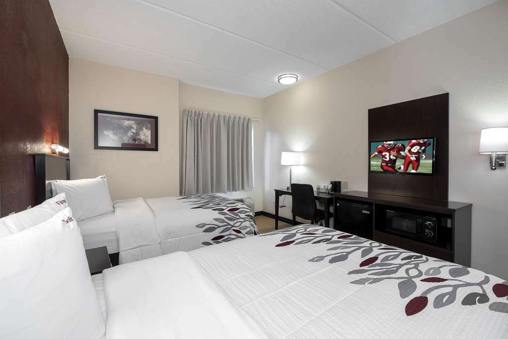 Red Roof Inn Plus Raleigh Downtown Ncsu Conv Center Стая снимка